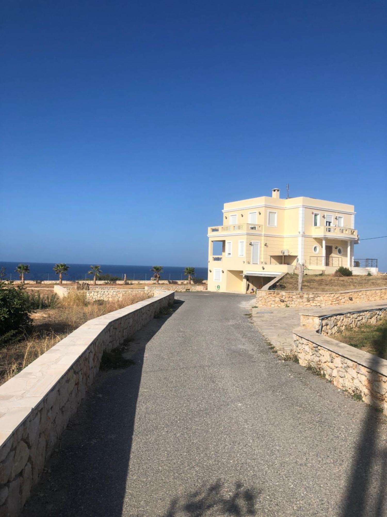 Family Big Apartment Next To The Sea 2-5 People Аципопуло Экстерьер фото