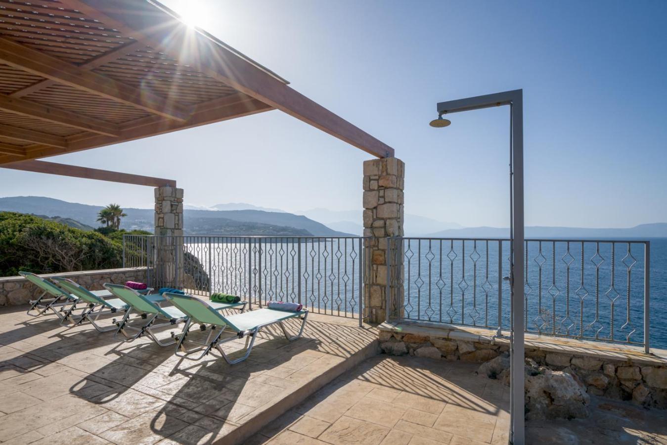 Family Big Apartment Next To The Sea 2-5 People Аципопуло Экстерьер фото